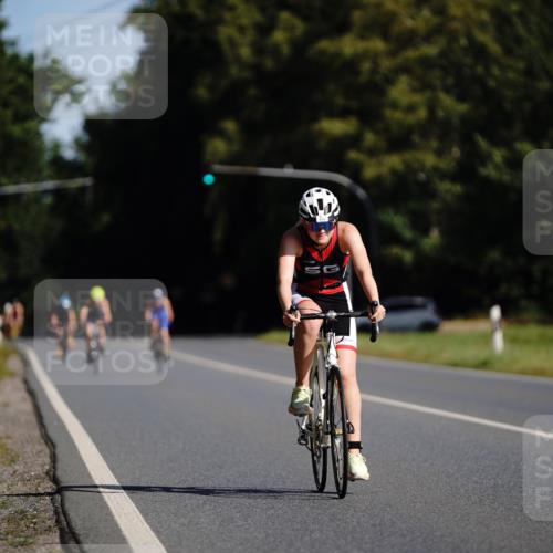 07.09.2025 - 19. Norderstedt Triathlon Michael Burmester http://msf.ph/oto/8844887 07.09.2025 10:41:07 Radfahren 57, 670, 691 meine-sportfotos.de