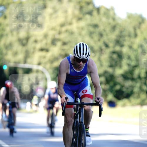 07.09.2025 - 19. Norderstedt Triathlon Michael Burmester http://msf.ph/oto/8844924 07.09.2025 16:02:23 Radfahren 431, 1060, 1076, 1587, 1595 meine-sportfotos.de