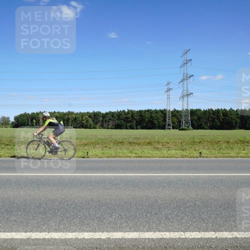 07.09.2025 - 19. Norderstedt Triathlon Michael Burmester http://msf.ph/oto/8844929 07.09.2025 14:55:47 Radfahren 1508 meine-sportfotos.de