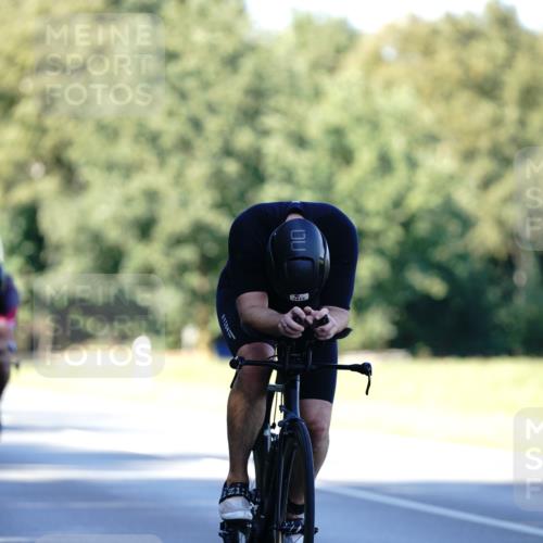 07.09.2025 - 19. Norderstedt Triathlon Michael Burmester http://msf.ph/oto/8844995 07.09.2025 16:02:49 Radfahren 409, 487, 499, 1413 meine-sportfotos.de