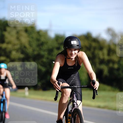 07.09.2025 - 19. Norderstedt Triathlon Michael Burmester http://msf.ph/oto/8845031 07.09.2025 10:42:51 Radfahren 639, 665, 681 meine-sportfotos.de