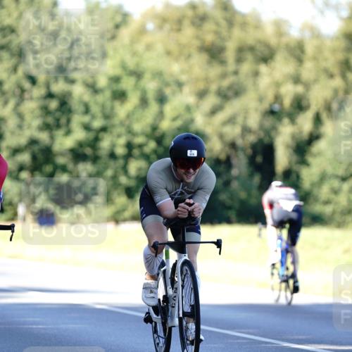 07.09.2025 - 19. Norderstedt Triathlon Michael Burmester http://msf.ph/oto/8845059 07.09.2025 16:03:01 Radfahren 515, 951, 1043, 1100 meine-sportfotos.de