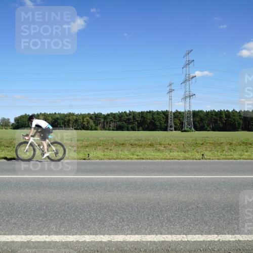 07.09.2025 - 19. Norderstedt Triathlon Michael Burmester http://msf.ph/oto/8845068 07.09.2025 14:57:27 Radfahren 387, 1498 meine-sportfotos.de