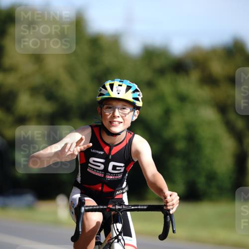 07.09.2025 - 19. Norderstedt Triathlon Michael Burmester http://msf.ph/oto/8845077 07.09.2025 10:43:16 Radfahren 62, 83, 123 meine-sportfotos.de