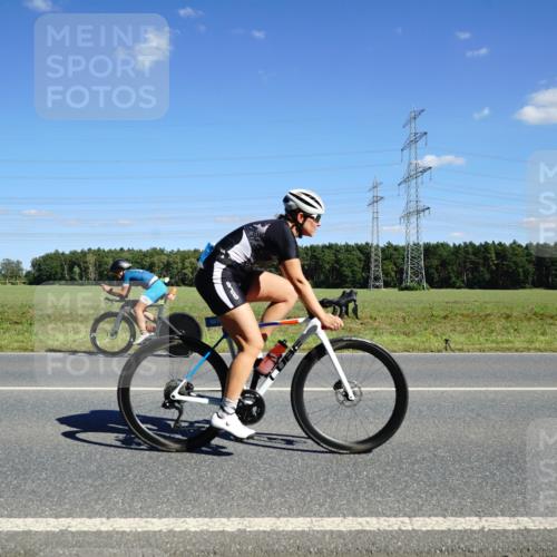 07.09.2025 - 19. Norderstedt Triathlon Michael Burmester http://msf.ph/oto/8845096 07.09.2025 14:57:48 Radfahren 477, 887 meine-sportfotos.de