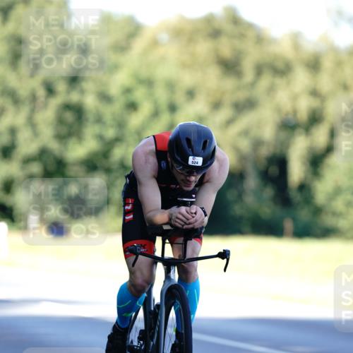 07.09.2025 - 19. Norderstedt Triathlon Michael Burmester http://msf.ph/oto/8845105 07.09.2025 16:03:10 Radfahren 524, 1069, 1545 meine-sportfotos.de