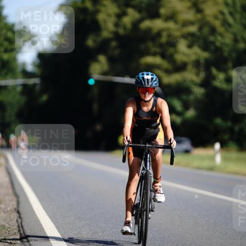 07.09.2025 - 19. Norderstedt Triathlon Michael Burmester http://msf.ph/oto/8845114 07.09.2025 10:43:40 Radfahren 91 meine-sportfotos.de