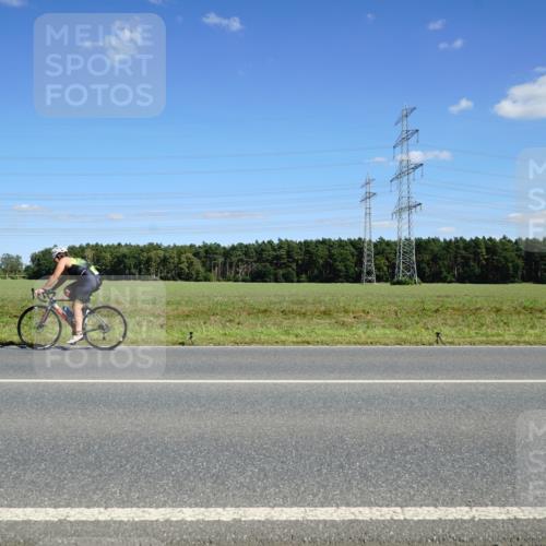 07.09.2025 - 19. Norderstedt Triathlon Michael Burmester http://msf.ph/oto/8845129 07.09.2025 14:58:16 Radfahren 377, 390 meine-sportfotos.de