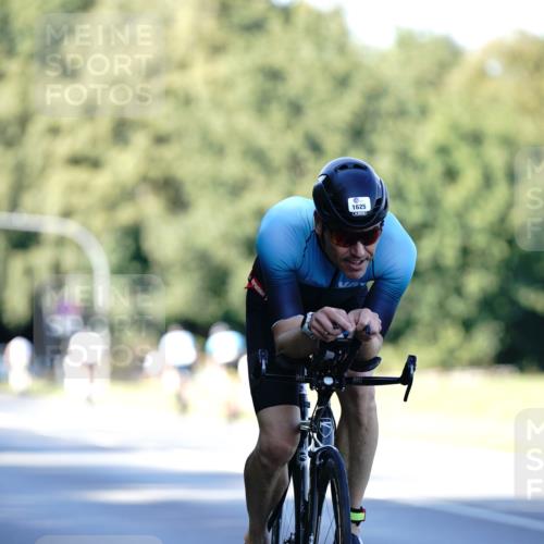 07.09.2025 - 19. Norderstedt Triathlon Michael Burmester http://msf.ph/oto/8845136 07.09.2025 16:03:23 Radfahren 497, 1625 meine-sportfotos.de