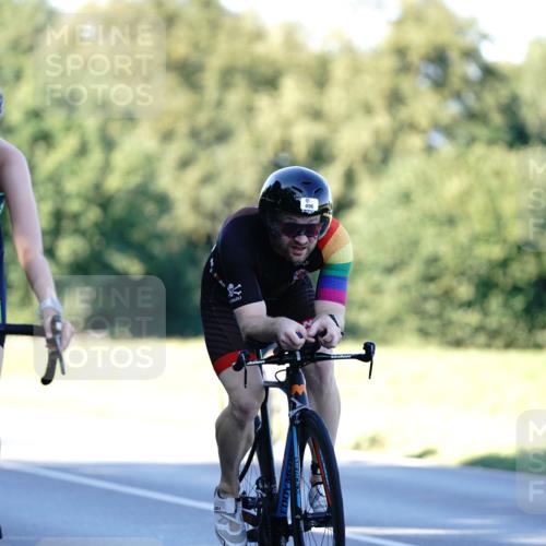07.09.2025 - 19. Norderstedt Triathlon Michael Burmester http://msf.ph/oto/8845155 07.09.2025 16:03:27 Radfahren 371, 496, 942, 1052, 1089, 1097 meine-sportfotos.de