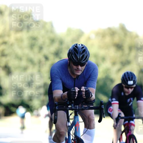 07.09.2025 - 19. Norderstedt Triathlon Michael Burmester http://msf.ph/oto/8845166 07.09.2025 16:03:29 Radfahren 371, 496, 942, 1052, 1079, 1089, 1097 meine-sportfotos.de