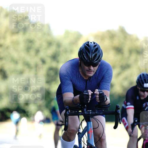 07.09.2025 - 19. Norderstedt Triathlon Michael Burmester http://msf.ph/oto/8845170 07.09.2025 16:03:30 Radfahren 371, 496, 942, 1052, 1079, 1089, 1097, 1612 meine-sportfotos.de