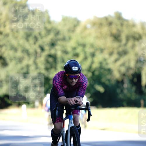 07.09.2025 - 19. Norderstedt Triathlon Michael Burmester http://msf.ph/oto/8845178 07.09.2025 16:03:32 Radfahren 371, 942, 1052, 1079, 1097, 1612 meine-sportfotos.de
