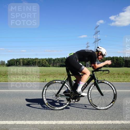 07.09.2025 - 19. Norderstedt Triathlon Michael Burmester http://msf.ph/oto/8845198 07.09.2025 14:59:37 Radfahren 458, 472 meine-sportfotos.de