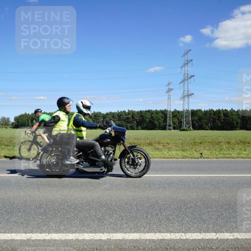 07.09.2025 - 19. Norderstedt Triathlon Michael Burmester http://msf.ph/oto/8845212 07.09.2025 15:00:10 Radfahren 382, 457 meine-sportfotos.de