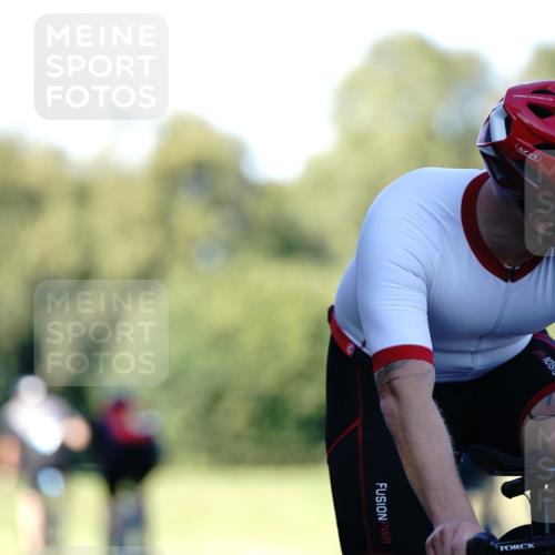 07.09.2025 - 19. Norderstedt Triathlon Michael Burmester http://msf.ph/oto/8845228 07.09.2025 16:03:46 Radfahren 415, 505, 507, 519, 542, 1058, 1088, 1537, 1584, 1586 meine-sportfotos.de