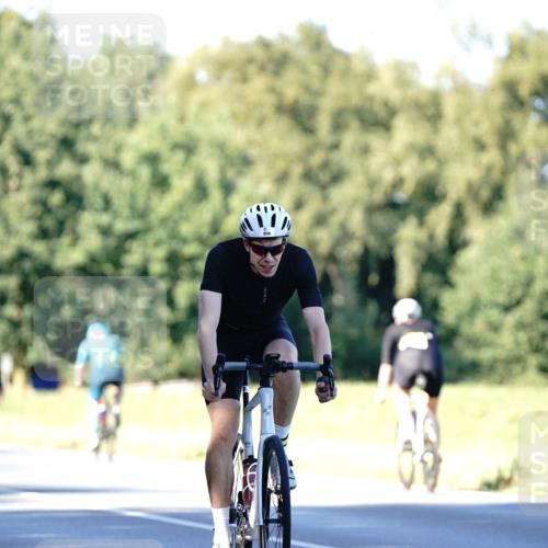 07.09.2025 - 19. Norderstedt Triathlon Michael Burmester http://msf.ph/oto/8845231 07.09.2025 16:03:49 Radfahren 503, 956, 1537 meine-sportfotos.de