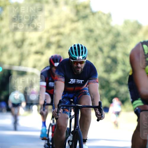 07.09.2025 - 19. Norderstedt Triathlon Michael Burmester http://msf.ph/oto/8845304 07.09.2025 16:04:29 Radfahren 493, 544, 870, 1435, 1464 meine-sportfotos.de