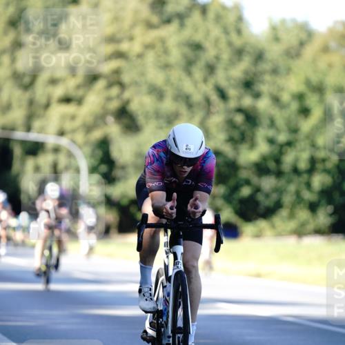 07.09.2025 - 19. Norderstedt Triathlon Michael Burmester http://msf.ph/oto/8845322 07.09.2025 16:04:35 Radfahren 873, 953, 1444, 1592 meine-sportfotos.de