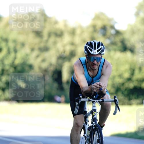 07.09.2025 - 19. Norderstedt Triathlon Michael Burmester http://msf.ph/oto/8845336 07.09.2025 16:04:40 Radfahren 534, 547, 940, 949, 1063, 1410, 1448, 1577, 1620 meine-sportfotos.de