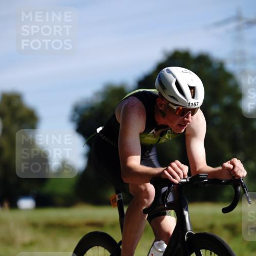 07.09.2025 - 19. Norderstedt Triathlon Michael Burmester http://msf.ph/oto/8845365 07.09.2025 11:02:20 Radfahren 1157 meine-sportfotos.de