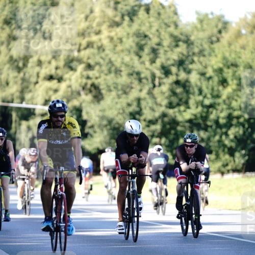 07.09.2025 - 19. Norderstedt Triathlon Michael Burmester http://msf.ph/oto/8845378 07.09.2025 16:05:02 Radfahren 548, 549, 935, 1515, 1557 meine-sportfotos.de