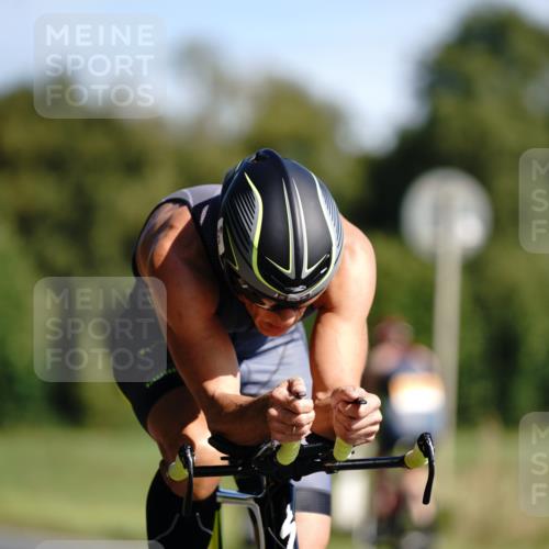 07.09.2025 - 19. Norderstedt Triathlon Michael Burmester http://msf.ph/oto/8845379 07.09.2025 11:03:06 Radfahren 225 meine-sportfotos.de