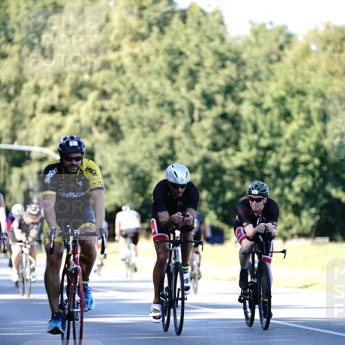 07.09.2025 - 19. Norderstedt Triathlon Michael Burmester http://msf.ph/oto/8845380 07.09.2025 16:05:03 Radfahren 548, 549, 935, 1093, 1096, 1557 meine-sportfotos.de