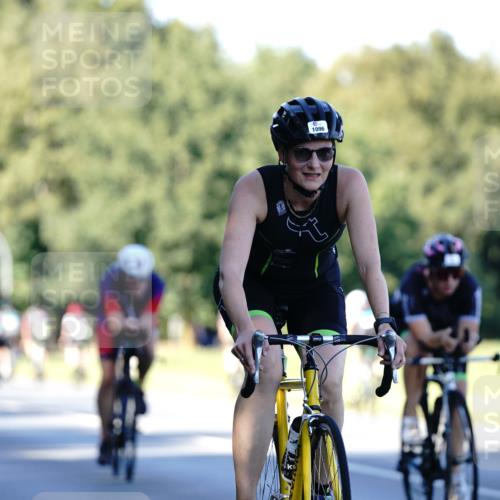 07.09.2025 - 19. Norderstedt Triathlon Michael Burmester http://msf.ph/oto/8845392 07.09.2025 16:05:05 Radfahren 548, 549, 935, 955, 1093, 1096, 1539, 1557 meine-sportfotos.de