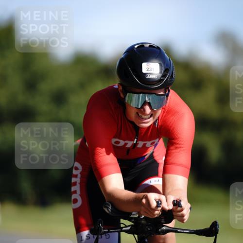 07.09.2025 - 19. Norderstedt Triathlon Michael Burmester http://msf.ph/oto/8845395 07.09.2025 11:03:20 Radfahren 231, 1335 meine-sportfotos.de