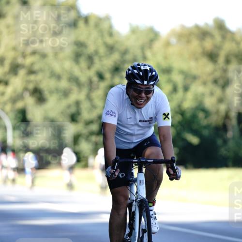 07.09.2025 - 19. Norderstedt Triathlon Michael Burmester http://msf.ph/oto/8845403 07.09.2025 16:05:07 Radfahren 548, 549, 935, 955, 1093, 1096, 1539 meine-sportfotos.de