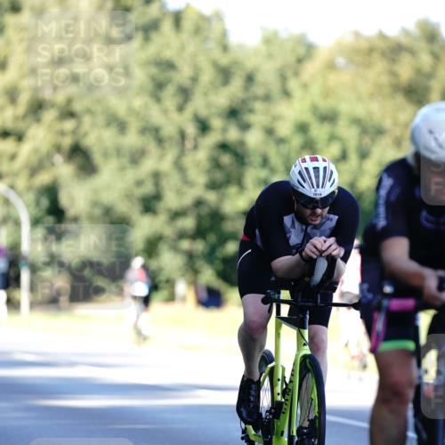 07.09.2025 - 19. Norderstedt Triathlon Michael Burmester http://msf.ph/oto/8845417 07.09.2025 16:05:13 Radfahren 1095, 1618 meine-sportfotos.de
