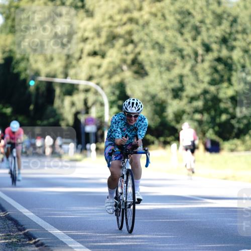 07.09.2025 - 19. Norderstedt Triathlon Michael Burmester http://msf.ph/oto/8845420 07.09.2025 16:05:16 Radfahren 1095, 1432, 1618 meine-sportfotos.de