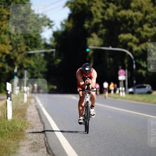 07.09.2025 - 19. Norderstedt Triathlon Michael Burmester http://msf.ph/oto/8845483 07.09.2025 11:04:54 Radfahren 238 meine-sportfotos.de