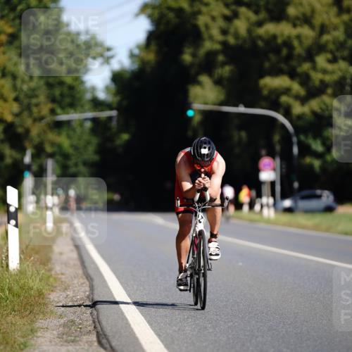 07.09.2025 - 19. Norderstedt Triathlon Michael Burmester http://msf.ph/oto/8845487 07.09.2025 11:04:54 Radfahren 238 meine-sportfotos.de