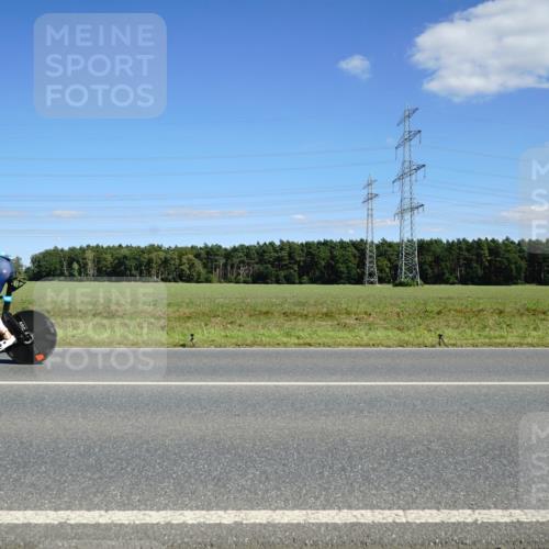 07.09.2025 - 19. Norderstedt Triathlon Michael Burmester http://msf.ph/oto/8845490 07.09.2025 15:01:31 Radfahren 410, 460 meine-sportfotos.de
