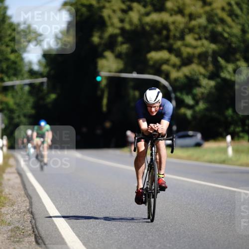 07.09.2025 - 19. Norderstedt Triathlon Michael Burmester http://msf.ph/oto/8845502 07.09.2025 11:05:09 Radfahren 844 meine-sportfotos.de