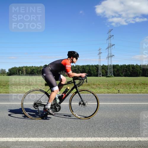 07.09.2025 - 19. Norderstedt Triathlon Michael Burmester http://msf.ph/oto/8845583 07.09.2025 15:02:40 Radfahren 896, 968, 1414 meine-sportfotos.de
