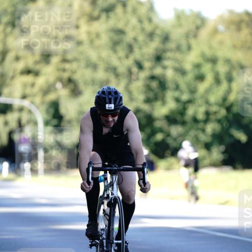 07.09.2025 - 19. Norderstedt Triathlon Michael Burmester http://msf.ph/oto/8845586 07.09.2025 16:05:42 Radfahren 362, 521, 864, 903, 929, 1603 meine-sportfotos.de