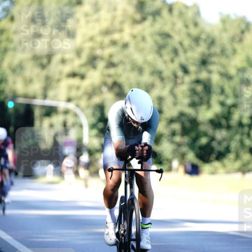 07.09.2025 - 19. Norderstedt Triathlon Michael Burmester http://msf.ph/oto/8845593 07.09.2025 16:05:46 Radfahren 929, 939, 1460 meine-sportfotos.de