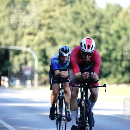 07.09.2025 - 19. Norderstedt Triathlon Michael Burmester http://msf.ph/oto/8845612 07.09.2025 16:05:50 Radfahren 902, 1460, 1573 meine-sportfotos.de