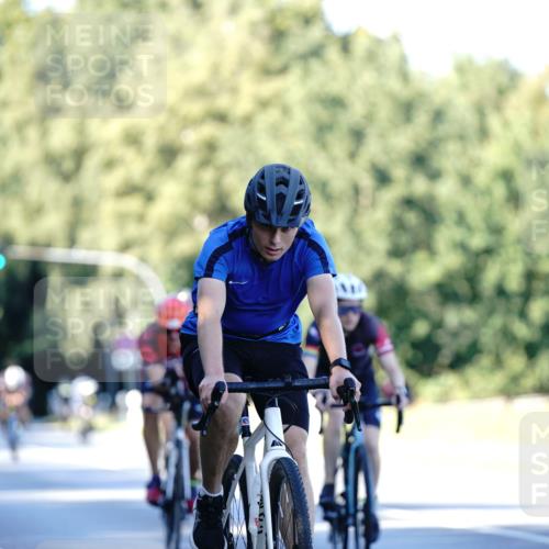 07.09.2025 - 19. Norderstedt Triathlon Michael Burmester http://msf.ph/oto/8845638 07.09.2025 16:05:59 Radfahren 418, 878, 886, 890, 1534 meine-sportfotos.de