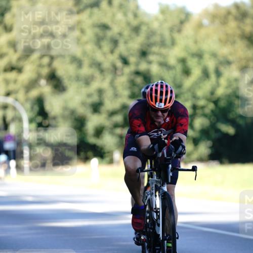 07.09.2025 - 19. Norderstedt Triathlon Michael Burmester http://msf.ph/oto/8845647 07.09.2025 16:06:00 Radfahren 418, 878, 886, 890, 1534 meine-sportfotos.de
