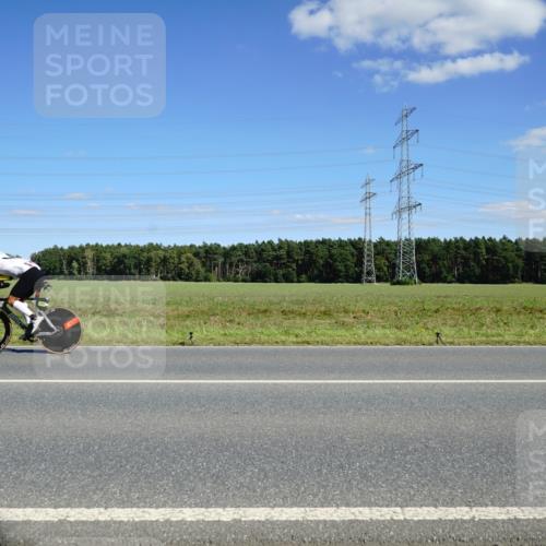 07.09.2025 - 19. Norderstedt Triathlon Michael Burmester http://msf.ph/oto/8845665 07.09.2025 15:03:44 Radfahren  meine-sportfotos.de