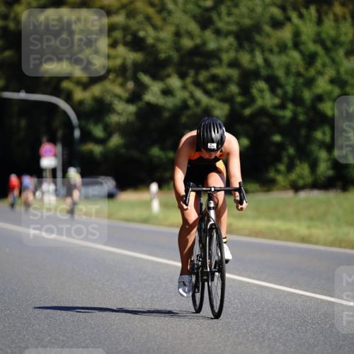 07.09.2025 - 19. Norderstedt Triathlon Michael Burmester http://msf.ph/oto/8845673 07.09.2025 11:06:46 Radfahren 1211 meine-sportfotos.de