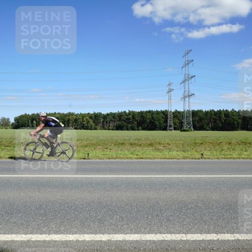 07.09.2025 - 19. Norderstedt Triathlon Michael Burmester http://msf.ph/oto/8845676 07.09.2025 15:03:47 Radfahren 1470 meine-sportfotos.de