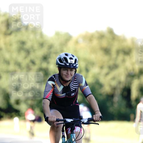 07.09.2025 - 19. Norderstedt Triathlon Michael Burmester http://msf.ph/oto/8845726 07.09.2025 16:06:22 Radfahren 485, 531, 926, 1512, 1609, 1611 meine-sportfotos.de