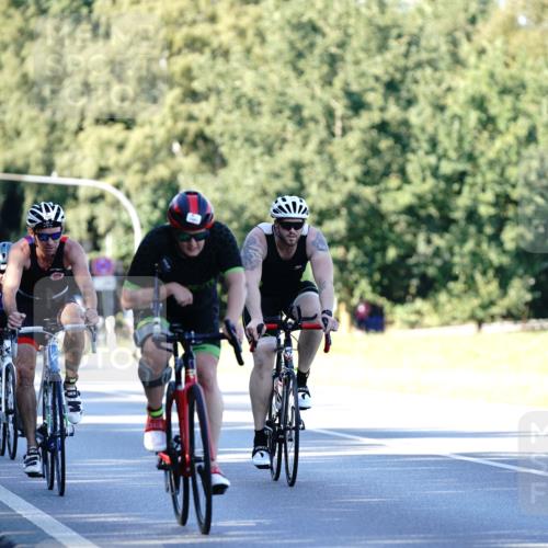 07.09.2025 - 19. Norderstedt Triathlon Michael Burmester http://msf.ph/oto/8845734 07.09.2025 16:06:29 Radfahren 871, 1056, 1083, 1561 meine-sportfotos.de