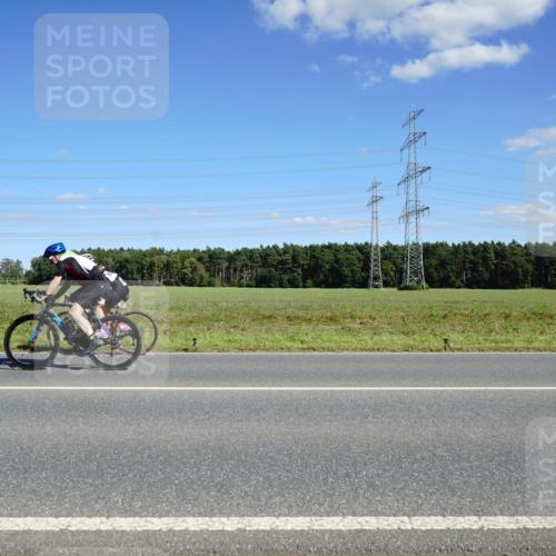 07.09.2025 - 19. Norderstedt Triathlon Michael Burmester http://msf.ph/oto/8845742 07.09.2025 15:04:23 Radfahren 399, 888 meine-sportfotos.de