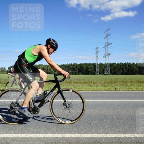 07.09.2025 - 19. Norderstedt Triathlon Michael Burmester http://msf.ph/oto/8845746 07.09.2025 15:04:24 Radfahren 399, 888 meine-sportfotos.de